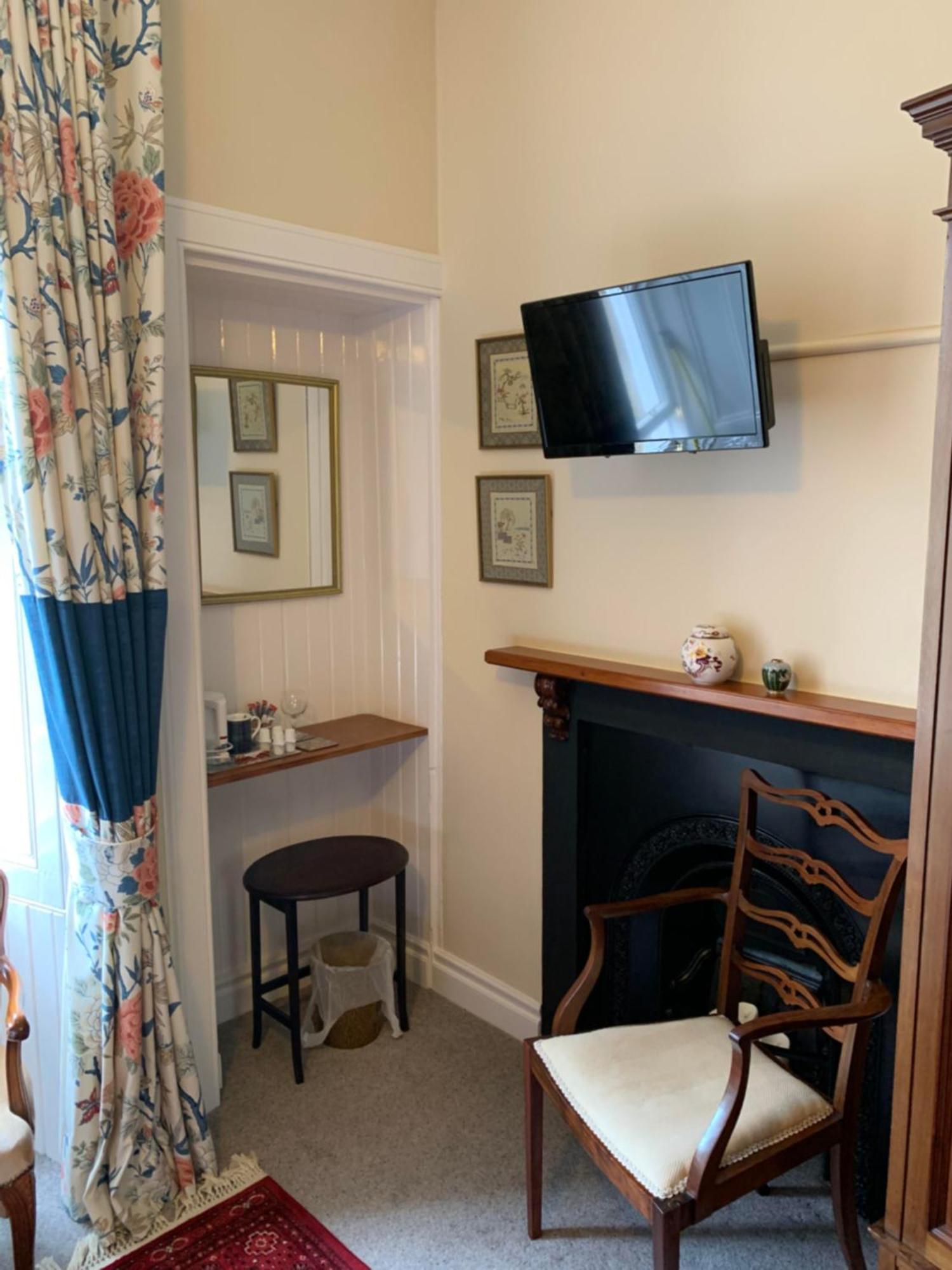 Leven House Bed And Breakfast كريف المظهر الخارجي الصورة